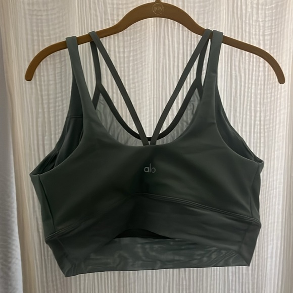 Alo sports bra NWOT - Picture 3 of 5